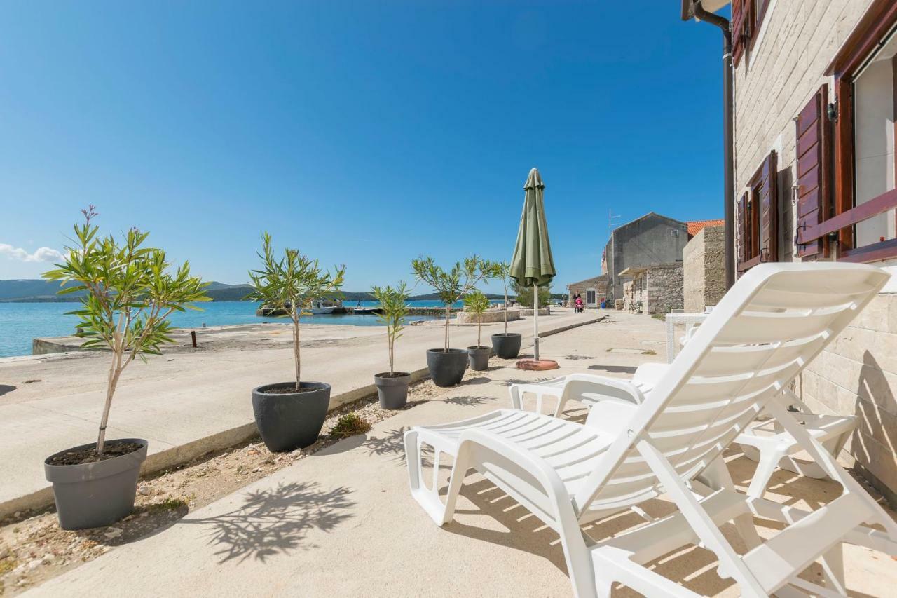 Apartment Island Dream Krapanj Exterior photo
