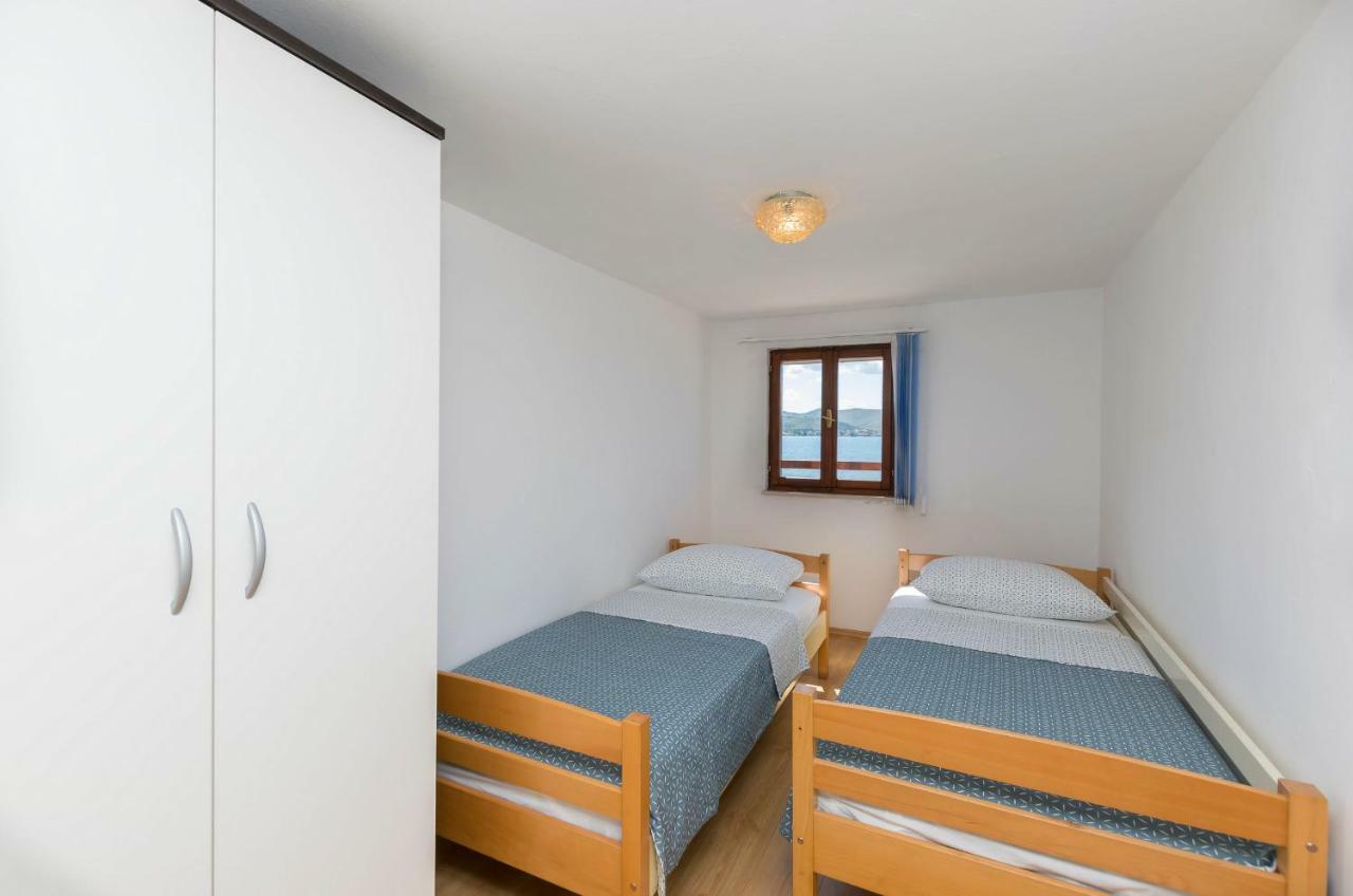 Apartment Island Dream Krapanj Exterior photo